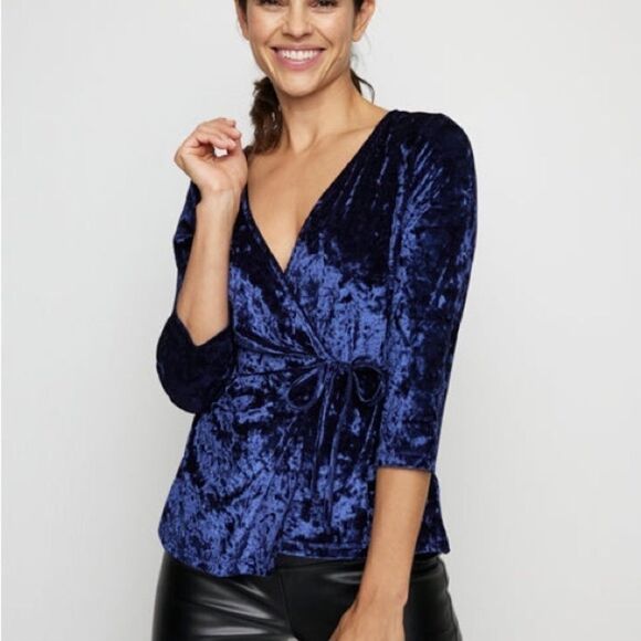 Nwt Inner Beauty Women's deep blue Crushed Velvet Surplice Front Top sz M - Picture 4 of 15